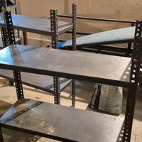 Scaffali metallo per garage