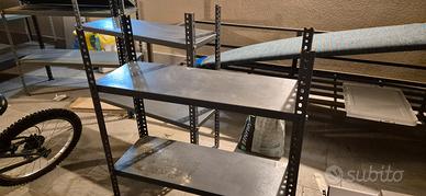 Scaffali metallo per garage
