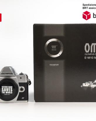 Olympus OM-D E-M10 IV