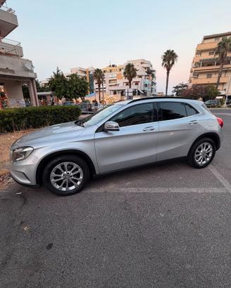 Mercedes GLA 180d Automatic Business