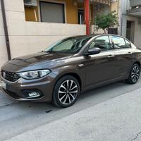 Fiat Tipo 1.6 Mjt 4 porte "LOUNGE"