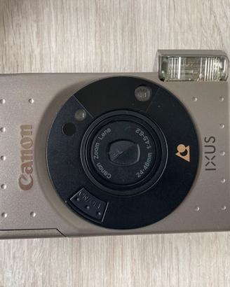 Canon ixus macchia fotografica anni 90