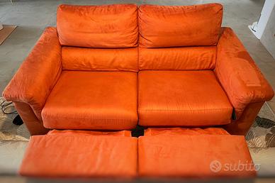 Divano Poltronesofà movimento relax elettrico