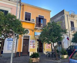 CASA SEMINDIPENDENTE A GIARRE