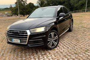 AUDI Q5 S-LINE