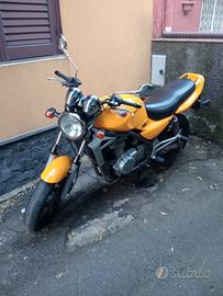 Kawasaki ER-5 (2005) + 2 caschi