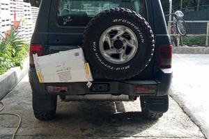 auto fuori strada 4x4