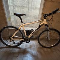 Bici mountain bike bianchi doss 4800