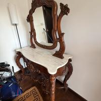 Cassettiere e console con specchio