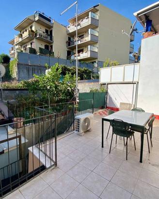 Appartamento di 60 m² con 3 locali a Aci Castello