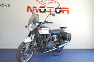 Triumph Bonneville 800