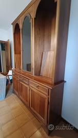 Splendida libreria in legno stile classico