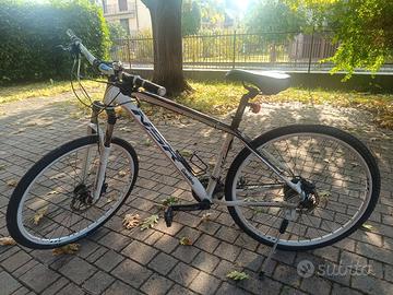 Mountain bike XL 29'