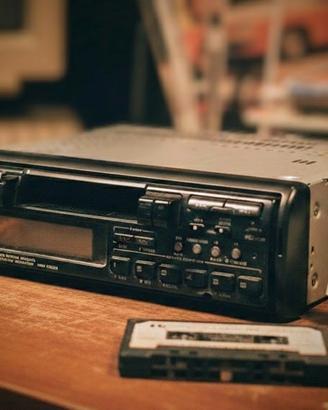 Kenwood KRC 555R Autoradio Anni 90 Sinto Cassette 