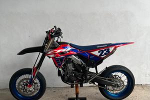 HONDA CRF 450 TARGATA MOTARD