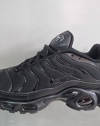 scarpe nike air max plus TN Triple Black