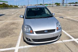 Ford Fiesta 1,4 tdci diesel- anno 2007 -euro1200