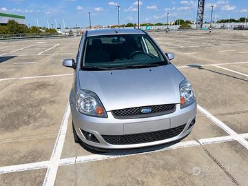 Ford Fiesta 1,4 tdci diesel- anno 2007 -euro1200