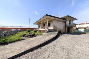 VILLA SINGOLA A PREGANZIOL