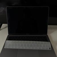 MacBook Air 13  M1
