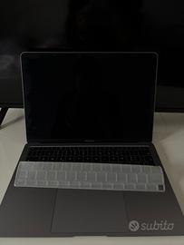 MacBook Air 13  M1