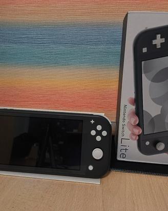 Nintendo Switch Lite 32GB grigia.
