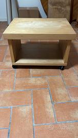 Mobile tv legno con ruote IKEA