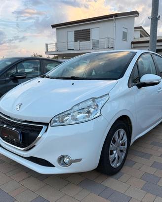 Peugeot 208 1.4 HDi 68 CV 5 porte Active