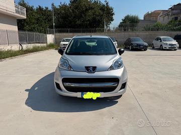 Peugeot 107 1.0 68CV 5p. Plaisir