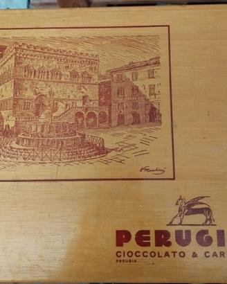 Scatola di legno vintage "Perugina"