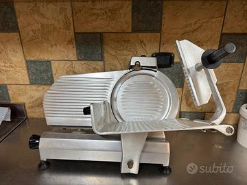 Affettatrice professionale FAC F300 CL