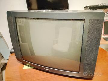 TV crt grundig ST 70-602  50/60Hz  tubo catodico 