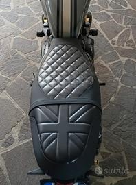Sella personalizzata Triumph street twin 900