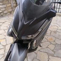 Yamaha X-Max 250 - 2016
