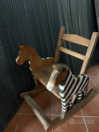 Zebra sedia a dondolo