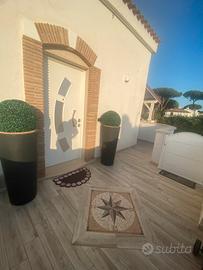 Incantevole appartamento in villa al mare