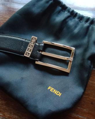 Cintura pelle nera Fendi