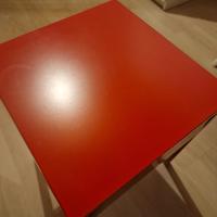 comodino Ikea Rosso