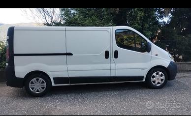 Opel Vivaro Passo Lungo 