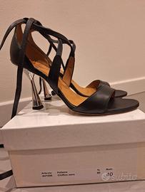 sandalo alla schiava ovye'