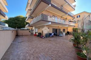 3 LOCALI A ROCCA PRIORA