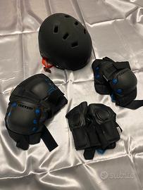 Set decathlon Oxelo protezioni e casco