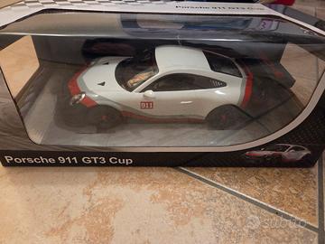 MACCHINA TELECOMANDATA