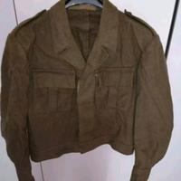 Giacca militare modello 55 del 9° C. C. R. 
