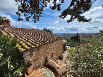 Casale e dependance in collina Grosseto