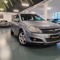 Opel Astra 1.6 16V VVT Station Wagon Club