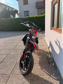 MOTO ENDURO SWM 125