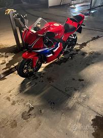 Cbr 600 rr 2024