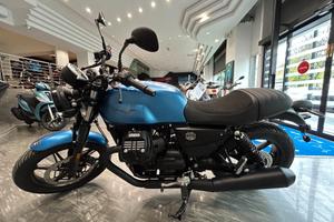 Moto Guzzi V7 IV STONE