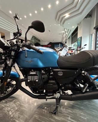 Moto Guzzi V7 IV STONE